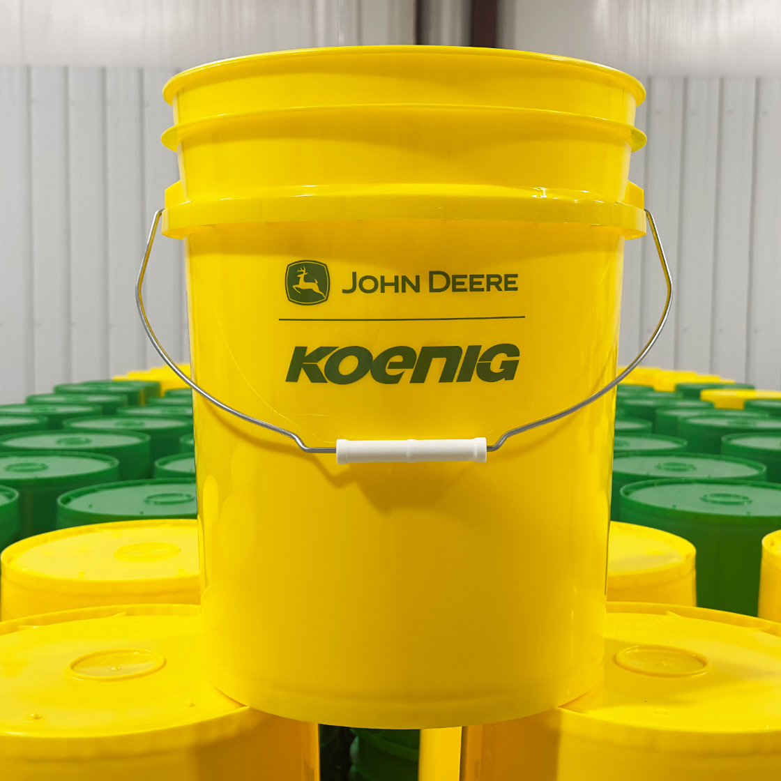 Koenig John Deere Fill the Bucket