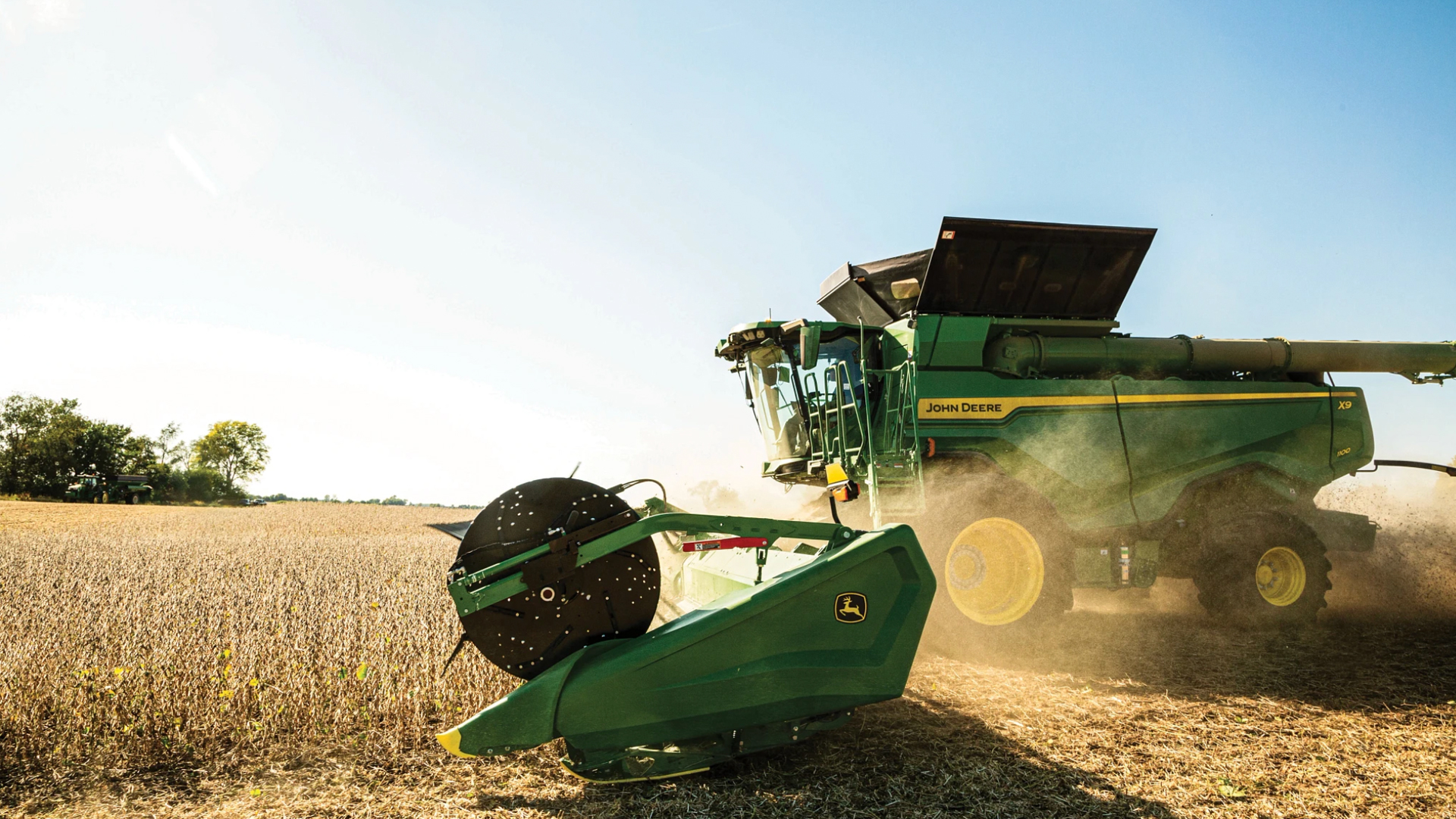 John Deere Combines Sales and Service at Koenig