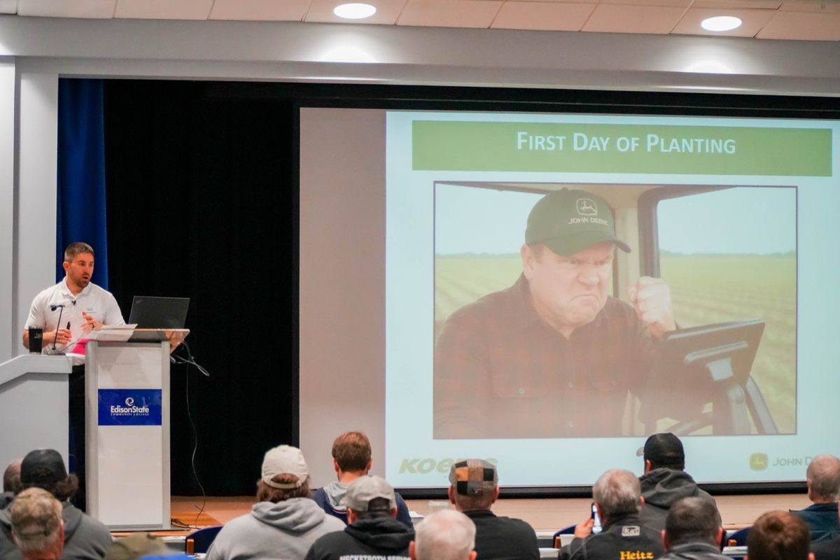 Koenig precision specialist presenting John Deere planting technology to farmers