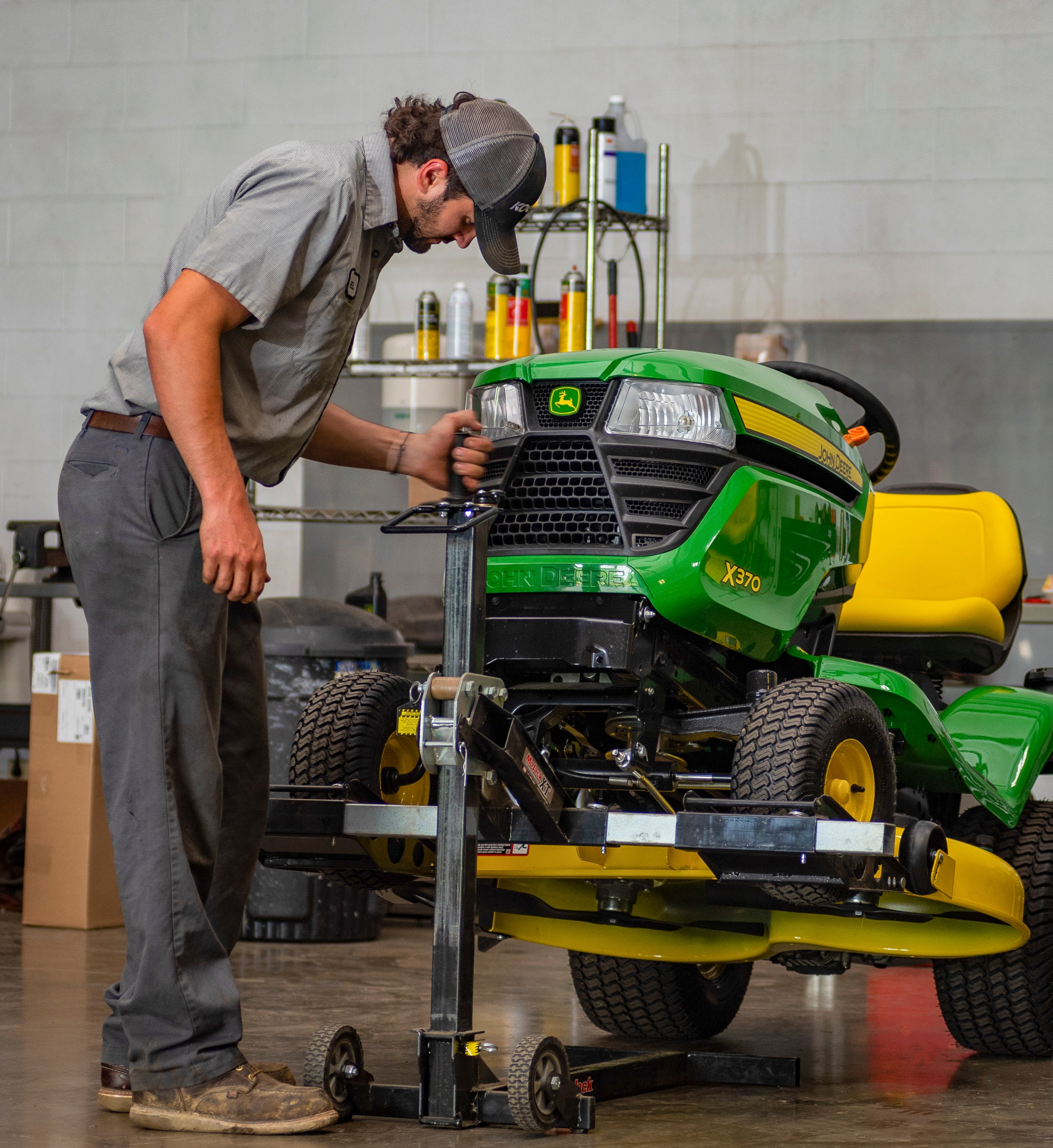 9 Steps To Winterize a Lawn Mower