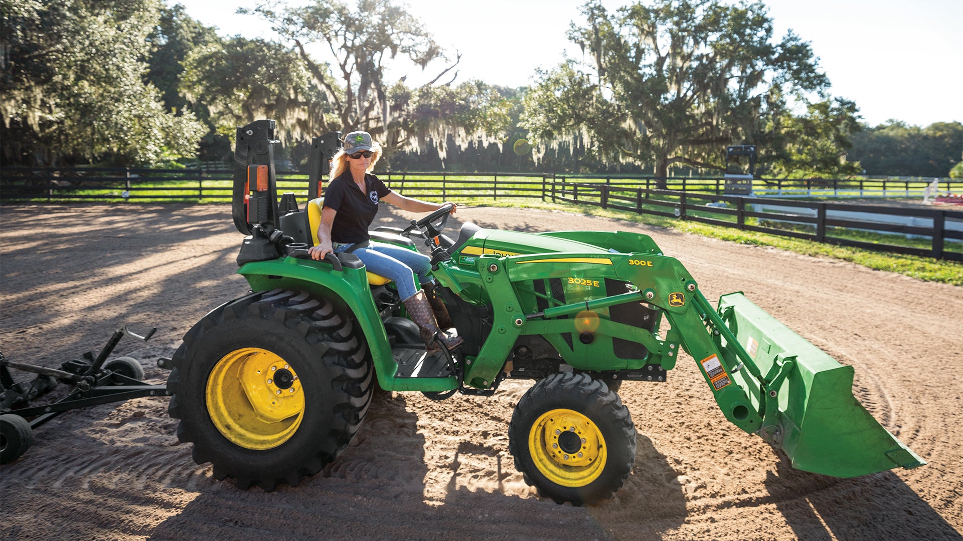 John Deere 3 Series Tractor