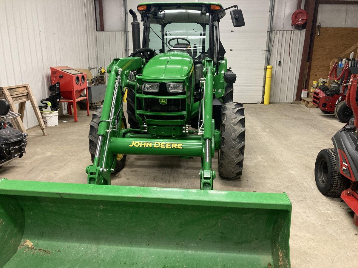 2018 John Deere 5100e Utility Tractor 