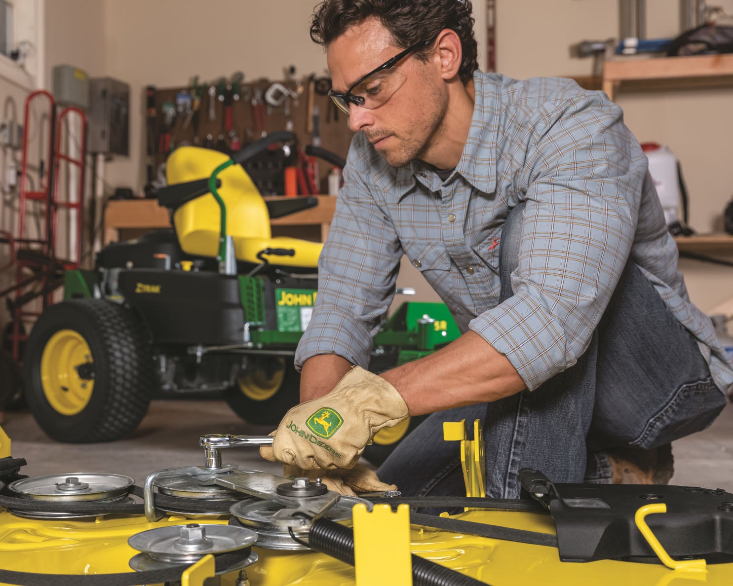 Lawn mower belt replacement