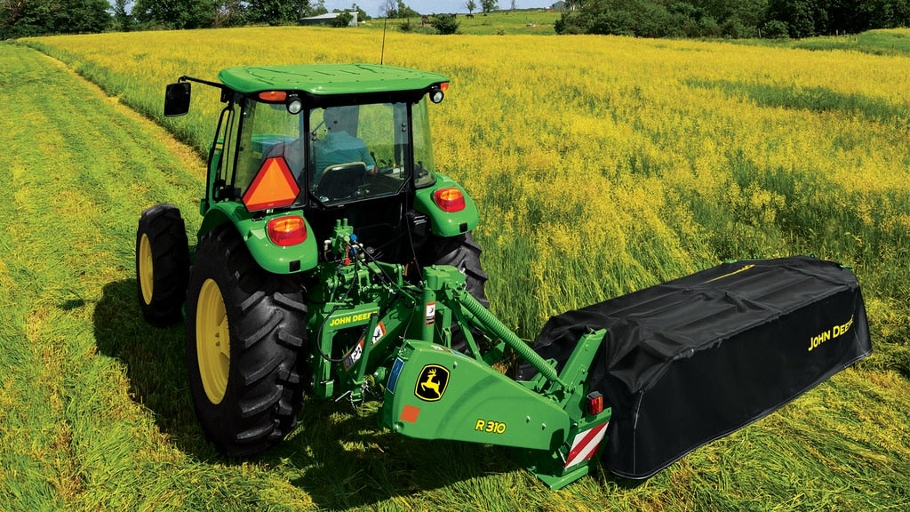 Field image of R310 Disc Mower