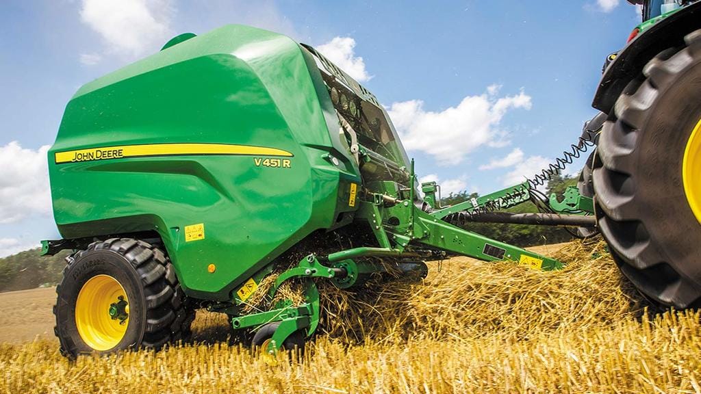 Baling Equipment | V451R Variable Chamber Baler | John Deere US