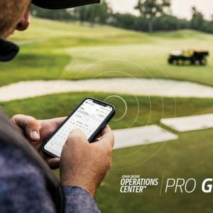 person using PRO Golf on their phone