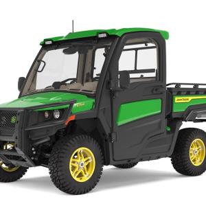 studio rendering of xuv 875r signature facing front left